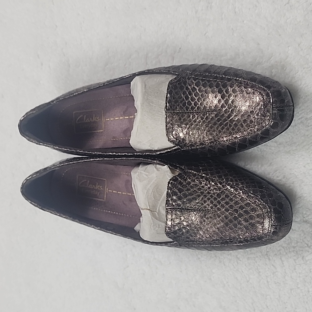 Clarks Timeless Bronze Slip On Loafers New In Box 10N